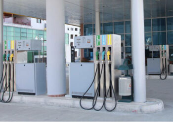 Ulet konsumi i karburanteve në korrik e gusht, tkurret turizmi i brendshëm