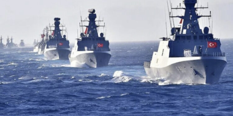 Nxehen gjakrat, ministri turk: Me lejen e Zotit do ta marrim me not ishullin grek, përgjigjet Athina