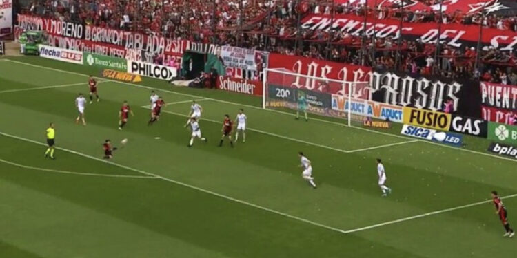 VIDEO/ Gol spektakolar në Argjentinë, i denjë për çmimin ‘Pushkash’