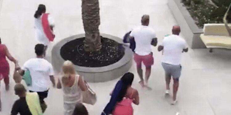 VIDEO/ “Luftë” për shezlonge në pishinë, vendasit nuk pyesin për turistët, në radhë që herët në mëngjes