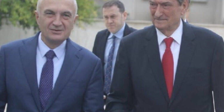 Marrëveshja Kosovë-Serbi, reagojnë Meta e Berisha: Hap i rëndësishëm në drejtimin e duhur!