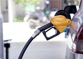 Çmimi i naftës në SHBA në rënie prej 57 ditësh, reflekton tregun global