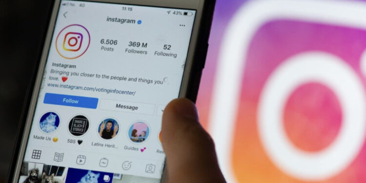 Deri në 3500 euro për një postim ose me “klering”, çfarë do të thotë të jesh “influencer” në Shqipëri