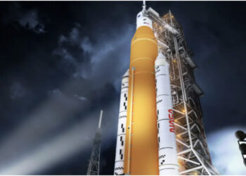 NASA lëshon sot mega-raketën që do ta kthejë SHBA-në në Hënë