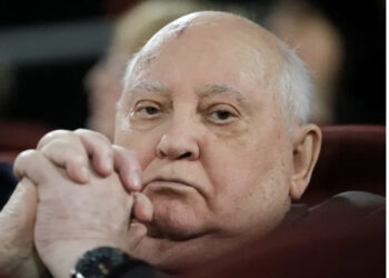 Vdes ish-udhëheqësi sovjetik Mikhail Gorbaçov, lideri që i dha fund Luftës së Ftohtë