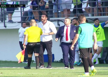 Panik tek Egnatia-Tirana, talenti bardheblu lë fushën me autoambulancë