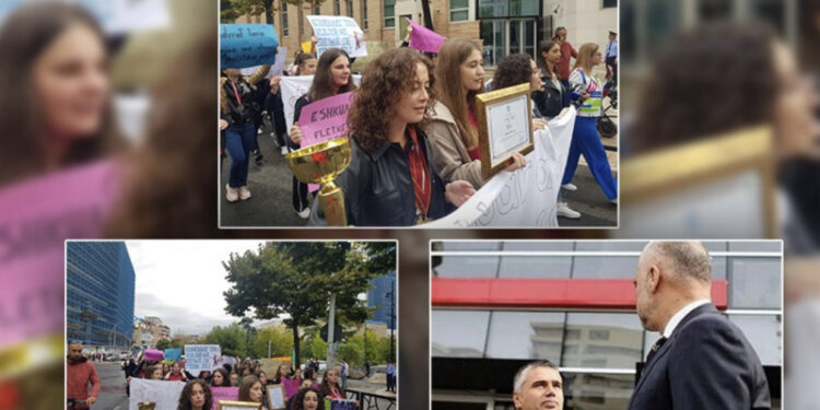 Miku i tij bleu godinën/ Rama: Dilni dhe protestoni kundër pronarëve