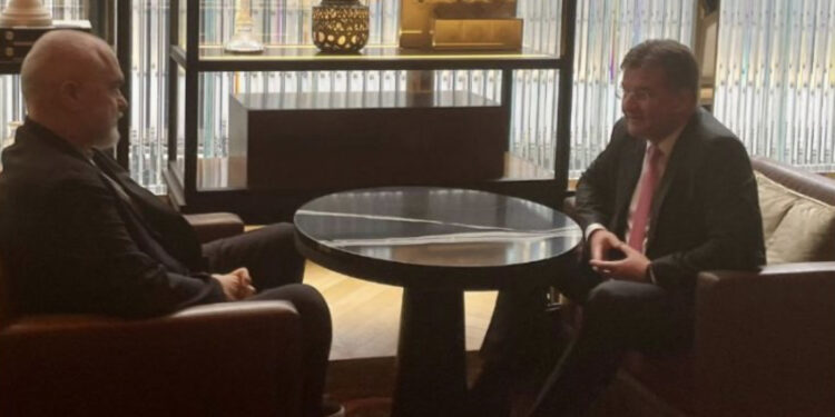 Lajçak takohet me Ramën në New York, për çfarë u diskutua mes tyre