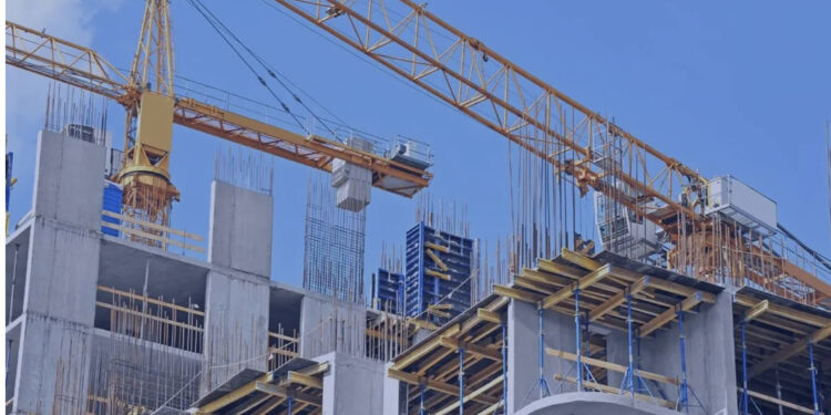 Qeveria fal ndërtimet pa leje, hyn në fuqi vendimi