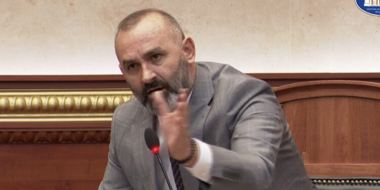 Pse sulmoni SPAK-un? Manja-Tabakut: I ke në krahun tënd, jo ne