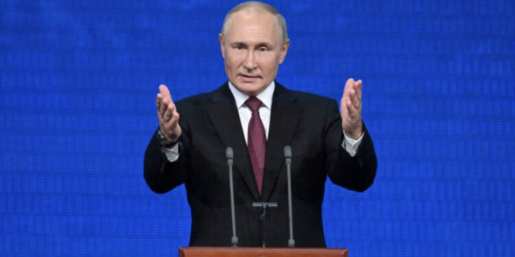 Putin ndryshon ligjin: 10 vite burg për ushtarët që refuzojnë të luftojnë