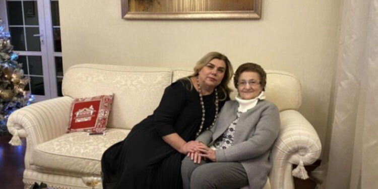 Deputeti i PD-së në zi, humb vjehrrën: Një boshllëk i madh në shtëpinë tonë, kjo është jeta