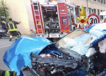 Makina përplas 2 këmbësorët në trotuar, vdes 65-vjeçari shqiptar në Itali