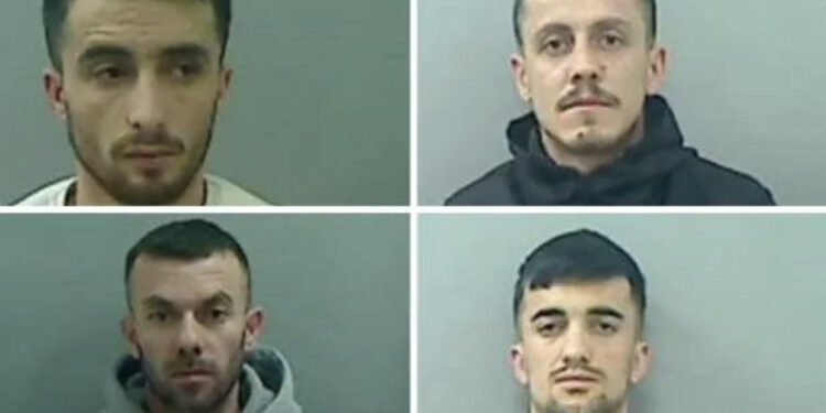 EMRAT/ 4 shqiptarët kapen me 200 mijë paund drogë: Erdhëm në Angli me kamion…nuk gjetëm dot punë