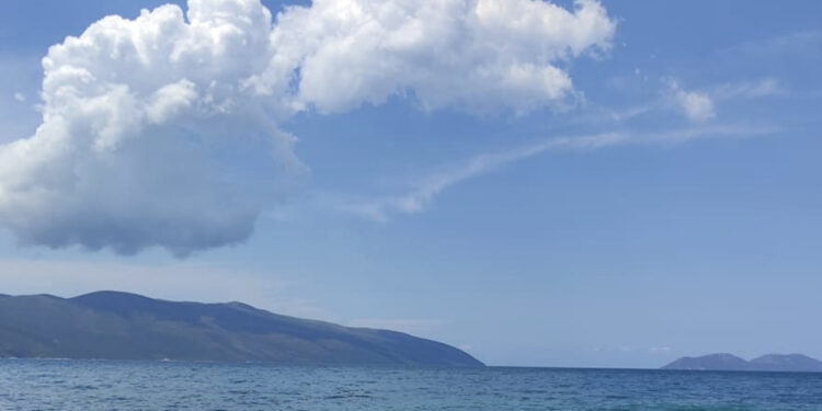 Kthjellime dhe vranësira në veri, mësoni si do të jetë moti sot