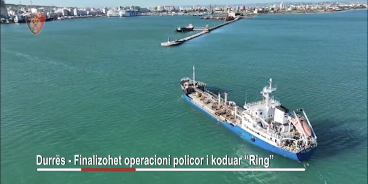 VIDEO/ Kontrabandë nafte nga Libia në Shqipëri, sekuestrohen 2275 ton