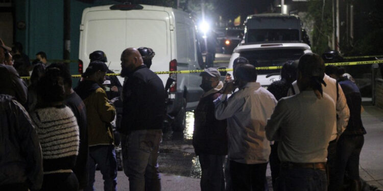 Breshëri plumbash drejt një lokali në Meksikë, 10 të vrarë