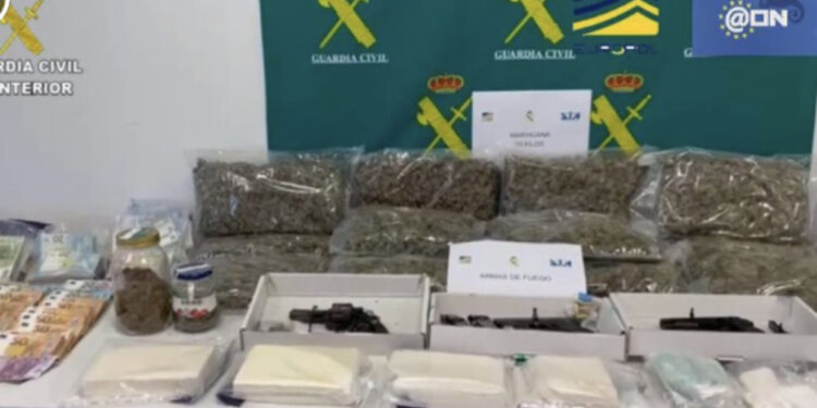 Mega-operacion në Ibiza, “shkatërrohet” banda shqiptare dhe italiane, sekuestrohet droga me vlerë 4 milionë euro