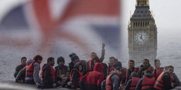 Bllokohet marrëveshja për deportimin e shqiptarëve/ Britania: Vendi i tyre nuk është i sigurt