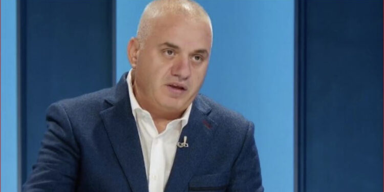 “Shqiptarët trafikantë do shtohen në Amerikën Latine”, Hoxha: Pse ata jetonin në rezidenca dhe lëviznin me makina të blinduara