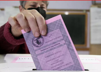 Mbyllet votimi, Exit-pollet tregojnë një fitore dërrmuese të koalicionit të djathtë në Itali