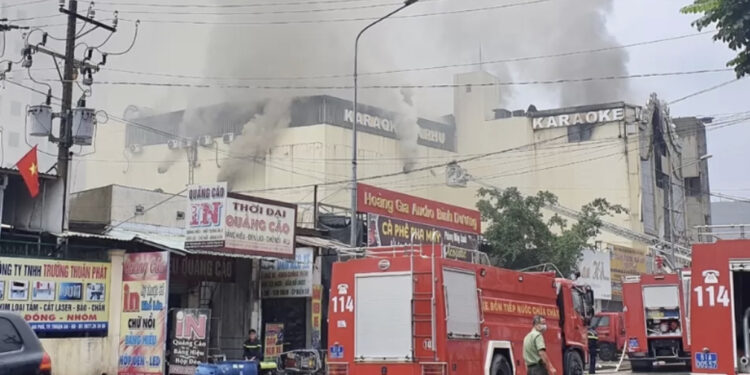 Tragjike/ Zjarr në një lokal karaoke, humbin jetën 32 persona