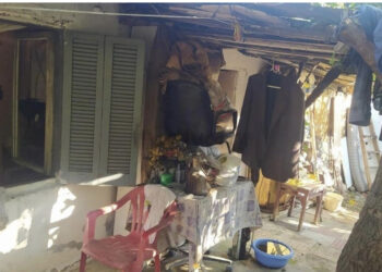 FOTO/ U ngjit të rregullonte tjegullat, gjendet i vdekur në çati 80-vjeçari