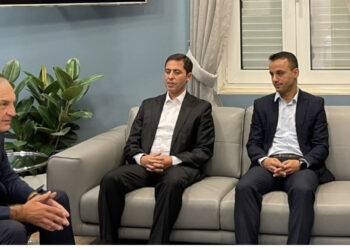 Mbyllja e shkollës, Meta takon përfaqësuesit e “Turgut Ozal”: Arsimi të mos bëhet viktimë e politikës