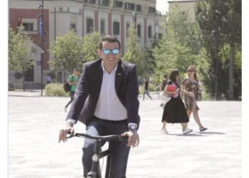 Veliaj, 2 mln USD lobim në SHBA’/ Kalaja: Paratë u siguruan nga tenderi 3 mln € te Bashkia e Tiranës