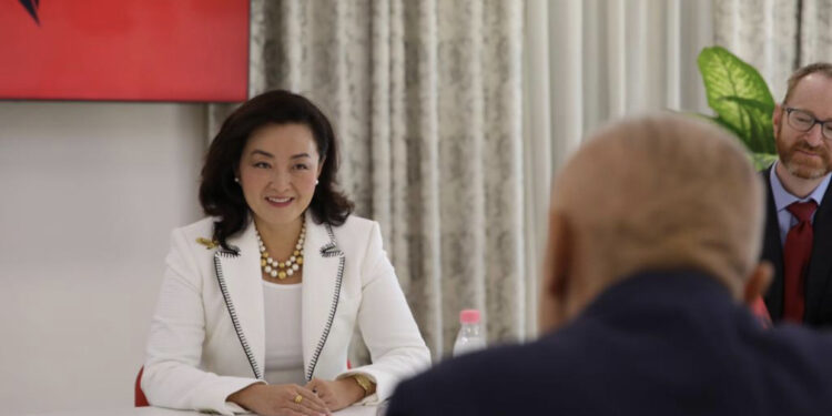 Kim i shkon në zyrë Ilir Metës: Për çfarë diskutuam