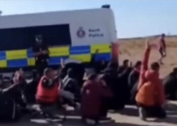 ‘Kush është shqiptar’?/ Drama e një populli në tokën franceze, shumica e refugjatëve janë nga Shqipëria