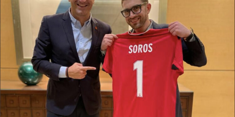 Lufta brenda PS/ Veliaj i bën të fortin Edi Ramës, takohet në SHBA me djalin e George Soros