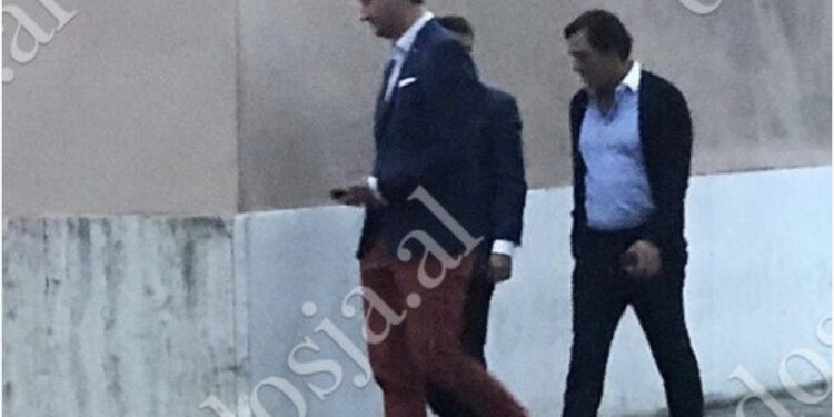 Foto-lajm, kreu i kartelit më të madh të drogës në Meksikë “Sinaloa” pas takimit me Ramën