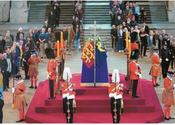 I jepet sot lamtumira e fundit Mbretëreshës, i planifikuar para 20 vitesh dhe do të zgjasë 12 orë, mbi 10 mijë oficerë në rrugë