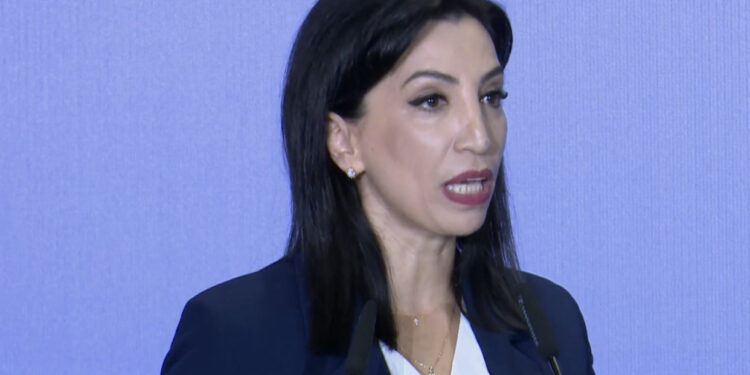 “Të rinjtë po ikin nga Shqipëria”, Kushi në Kongresin e Arsimit: Kemi përgatitur programe dhe bursa studimi që të mos largohen