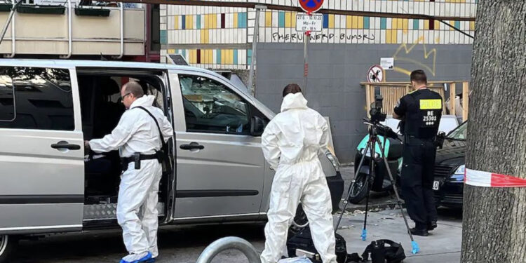 Shqiptari vret më sëpatë një grua në Gjermani, qëllohet për vdekje nga Policia