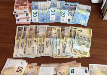 VIDEO/ Vodhi shumën e konsiderueshme të parave në një biznes në Fier, policia arreston 28-vjeçarin