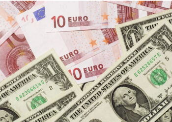 Dollari dhe Euro ‘kërcejnë’ sërish – Si është mbyllur kjo javë për valutat kryesore?!