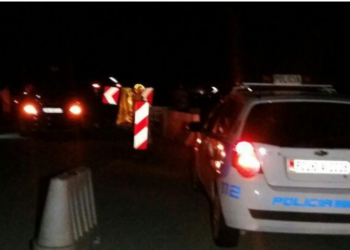 Shoferja përplas këmbësoren në Durrës, 18-vjeçarja përfundon në spital