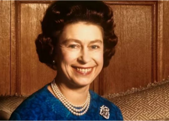 5 momentet e paharrueshme të Mbretëreshës Elizabeth që kanë bërë historinë