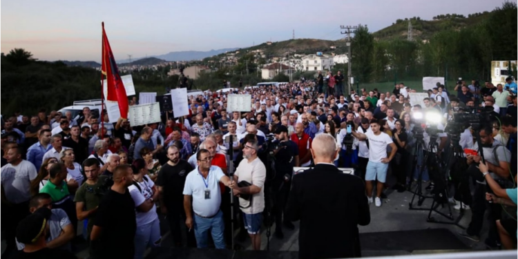 Protesta në Sharrë, Meta falenderon pjesëmarrësit: Ora e drejtësisë po afron