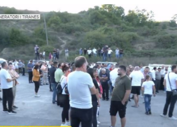 Protesta e Partisë së Lirisë, vijon grumbullimi i qytetarëve te inceneratori i Tiranës