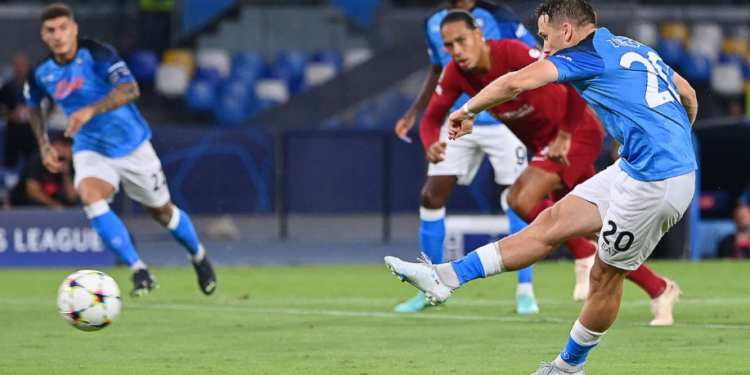 VIDEO/ Napolit nuk di të ndalet, shënon golin e 4 gola ndaj Liverpoolit