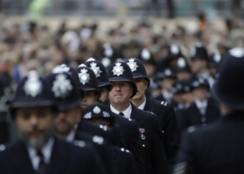 Britania përcjell sot Mbretëreshën, asnjë fluturim mbi qiellin e Londrës