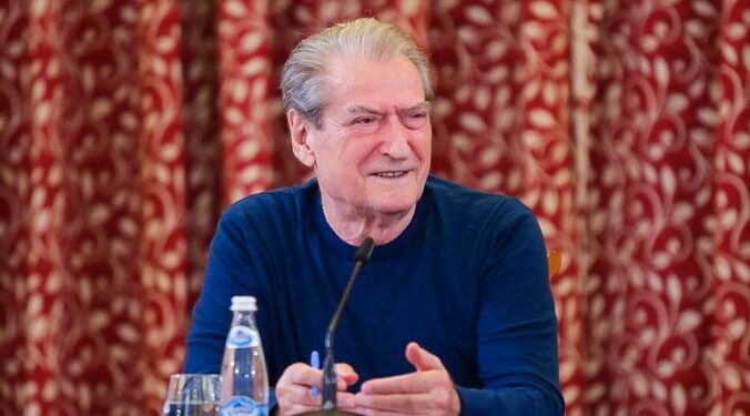 “Rama duhet të rrëzohet me një lëvizje të fuqishme popullore” Paralajmërimi i Berishës: Ai që do guxojë të prekë votën, do të…