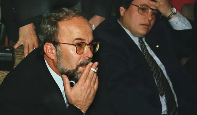 Rrëfimi i shkrimtarit amerikan: Ku u fsheh Fatos Nano në 14 shtator pasi turma sulmoi Kryeministrinë