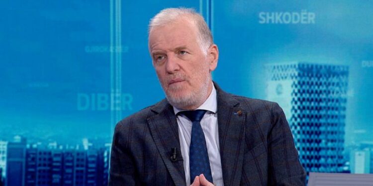 “Kopshti ‘Turgut Ozal’ s’ka asgjë antiligjore’, ish-ministri i Arsimit: Rama synon të adoptojë modelin Erdogan!