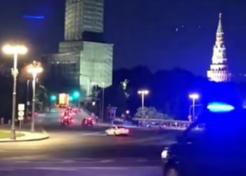 Bombë në limuzinën e Putinit, zëdhënësi i tij shfaqet me shenja në fytyrë/ Ja dyshimet mbi atentatin