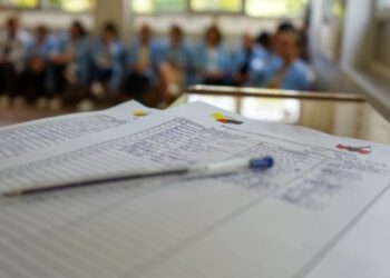 Prej dy javësh shkollat e “kyçura” në Kosovë, prindërit: I marim fëmijët te puna