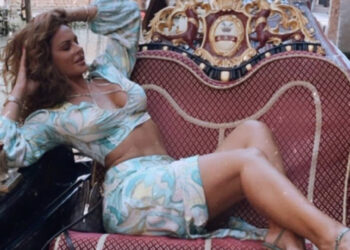 “Më ndryshoi jeta për 30 sekonda”, i publikuan videon intime, e famshmja shqiptare: Dy mundësi kisha